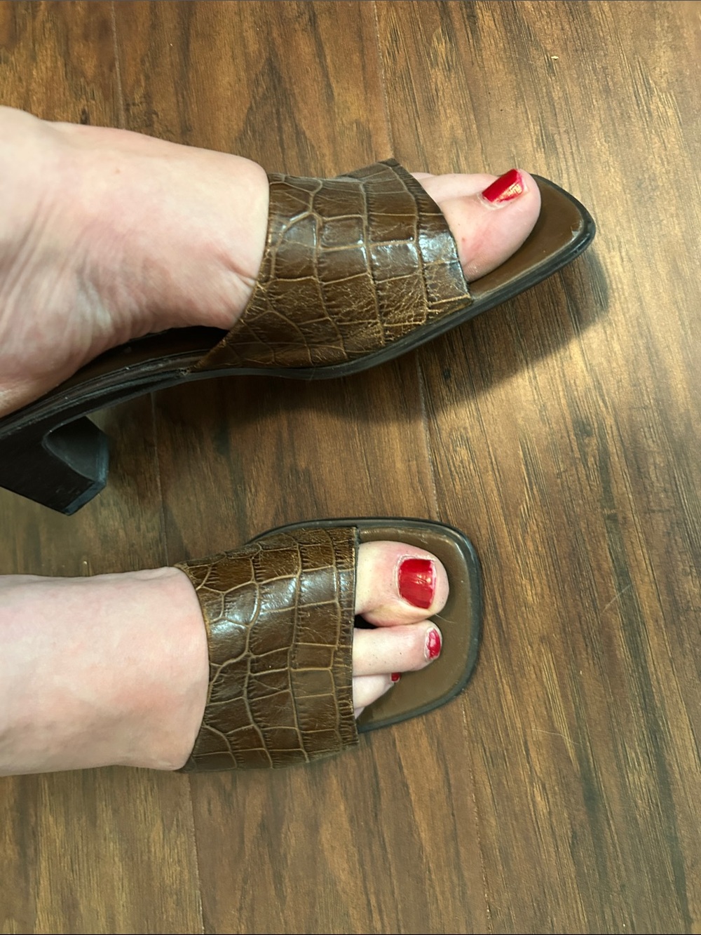 Lord & Taylor Brown Leather Croc-Embossed Square-Toe Slide Heels 7.5